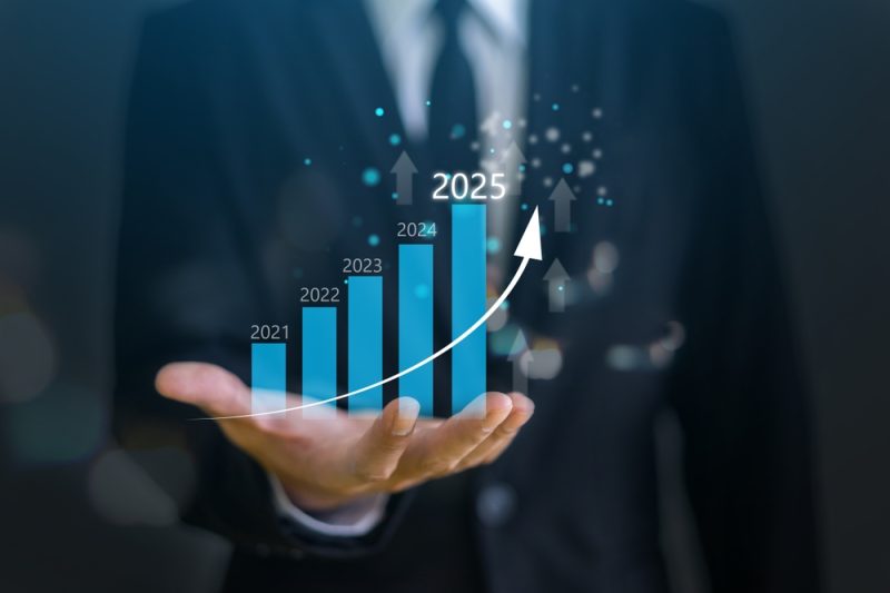 Human,With,2025,New,Year,Target,Sale,Profit,And,Arrow Human,With,2025,New,Year,Target,Sale,Profit,And,Arrow